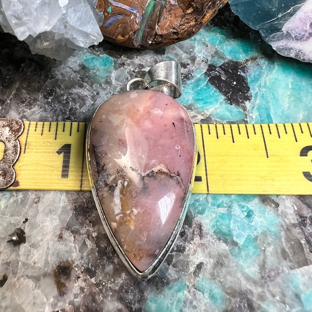 Peruvian pink opal pendant (A-6) - Picture 5 of 7